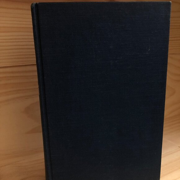 Vintage Hardback Book Penmarric Susan Howarth 1971 1st Printing Gothic Cornwall - Picture 3 of 6